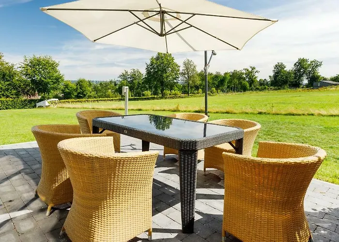 Blaues Haus * 蒙绍